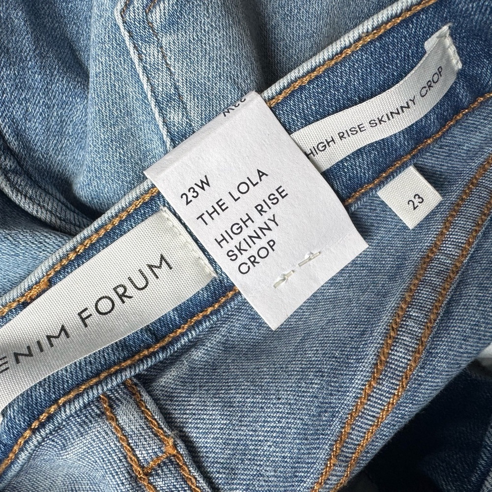NWT Aritzia Denim Forum The Lola High Rise Skinny Crop Jeans Light Wash Size 23 - Picture 5 of 5